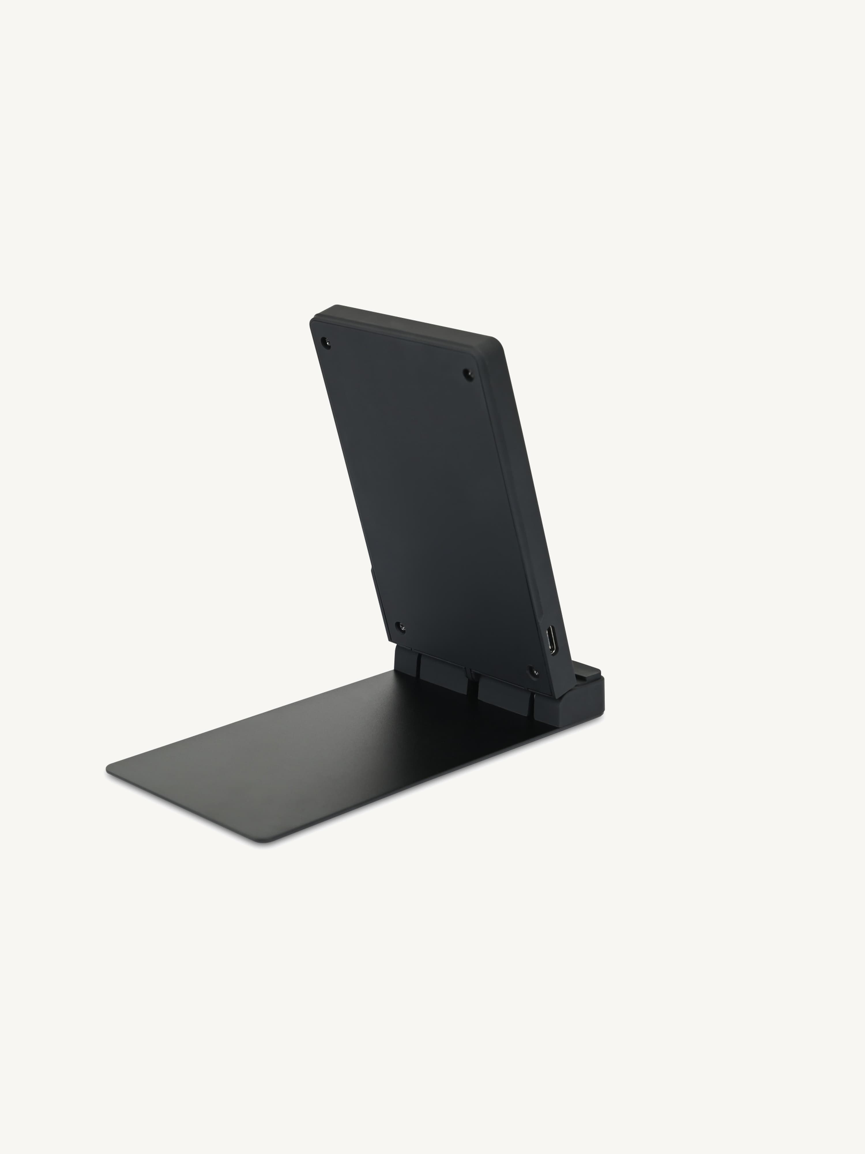Eden Recycled rPET Collapsible Desk Charger view 2