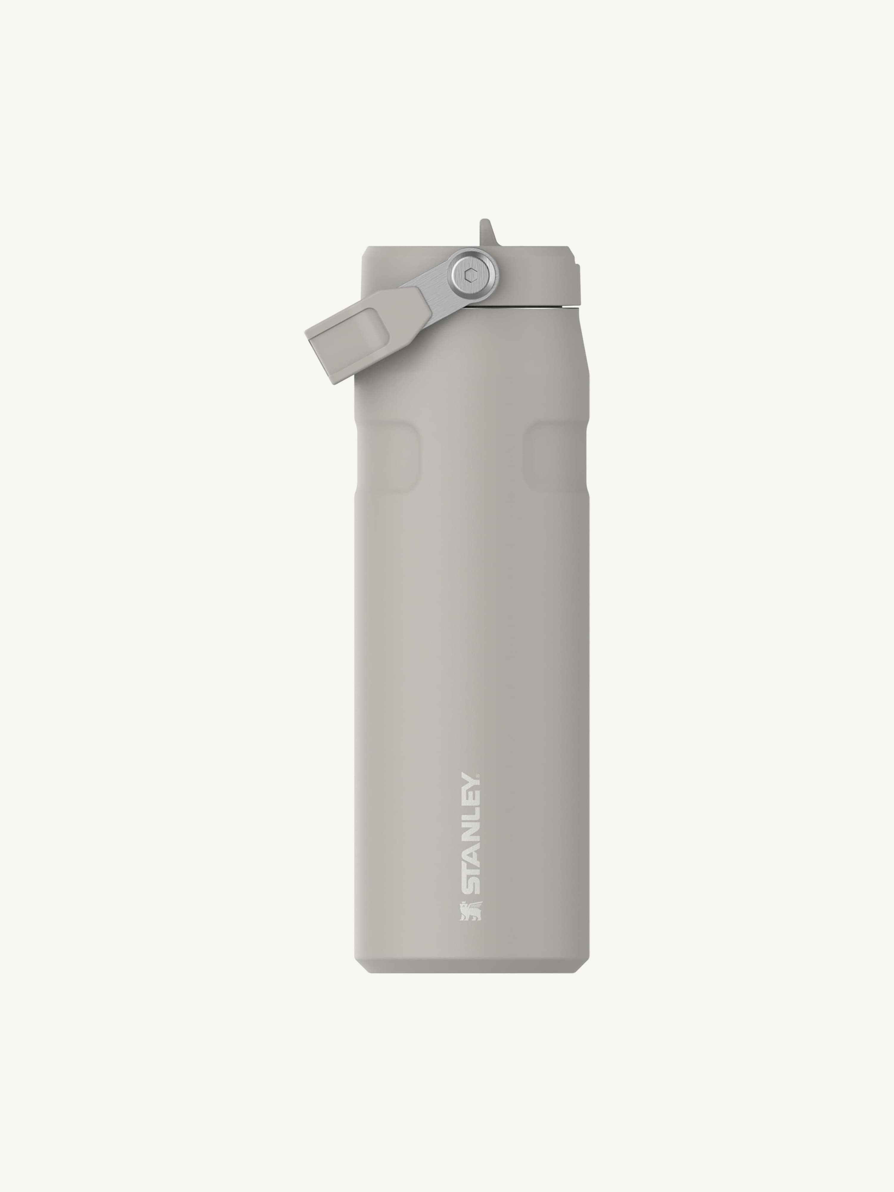 Stanley IceFlow AeroLight Flip Straw 24oz Bottle view 2
