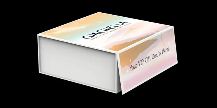Rigid magnetic-closure boxes